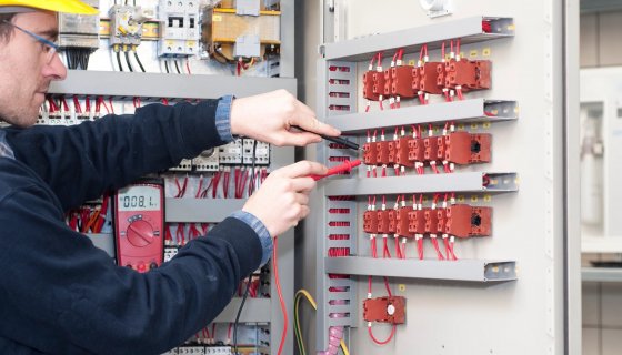 Endüstriyel Elektrik Bakım Hizmetleri